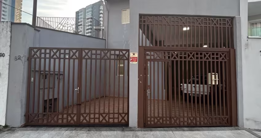 ALUGA-SE SOBRADO LINDO E EM EXCELENTE LOCALIZAÇÃO