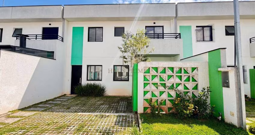 Casa à venda em Cotia, Jardim Petrópolis, com 2 quartos, com 68 m²