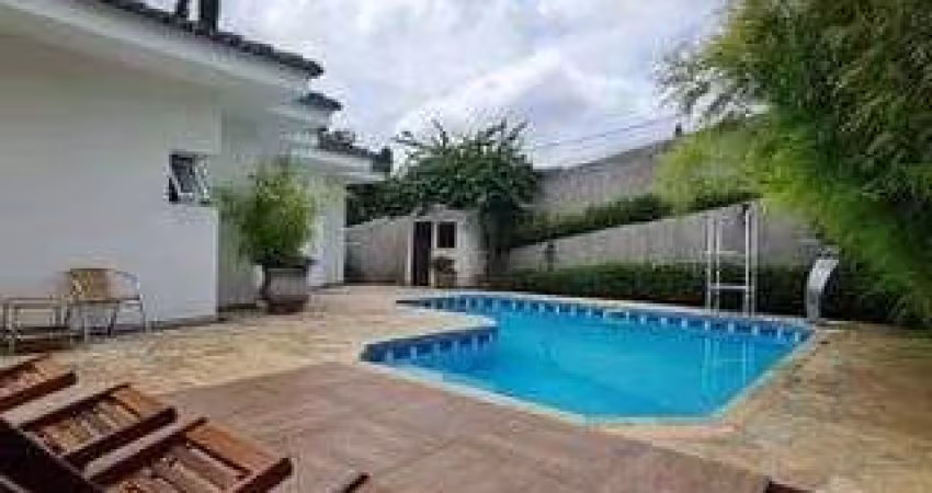 Excelente Casa de Condomínio com 5 Quartos à venda, 423m² - Parque Nova Jandira