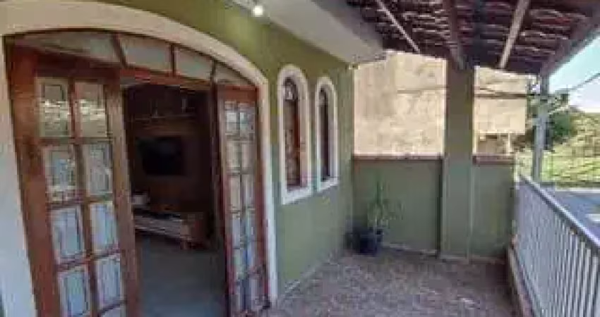 Sobrado 186m² com 3 Dorm, 2 Vagas e Área Gourmet com Suit (11) 94584-8250 no Pq