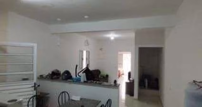 Sobrado com 150m², 2 Dorm, 1 Vaga, com Piscina e Área Gourmet (Aceita Permuta) e