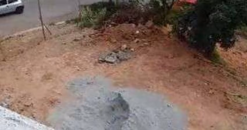 Terreno de 325m² a Alguns Minutos da Rodovia Castello Branco - Jardim Regina Ali