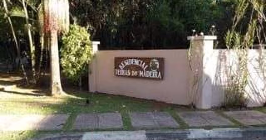 Terras do Madeira - Terreno com 506m² em Aclive na Granja Viana com Natureza Exu