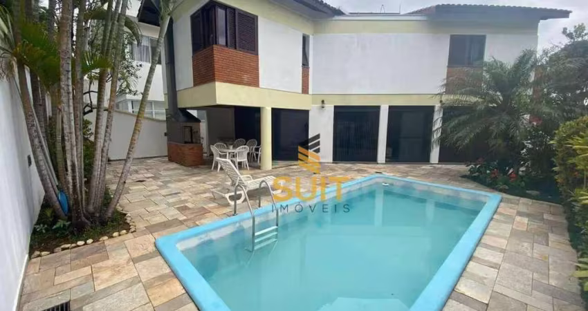 Casa com 4 dormitórios à venda, 374 m² por R$ 2.550. - Tamboré - Santana de Parnaíba/SP Contato: Suit (11) 94584-8250