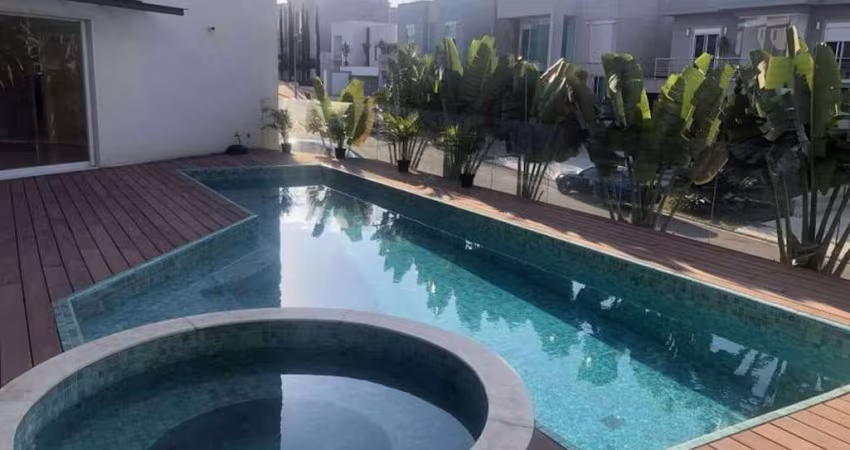 Casa com 4 dormitórios à venda, 675 m² por R$ 7.000.000 - Centro Comercial Jubran - Barueri/SP! Contato: Suit (11) 94584-8250
