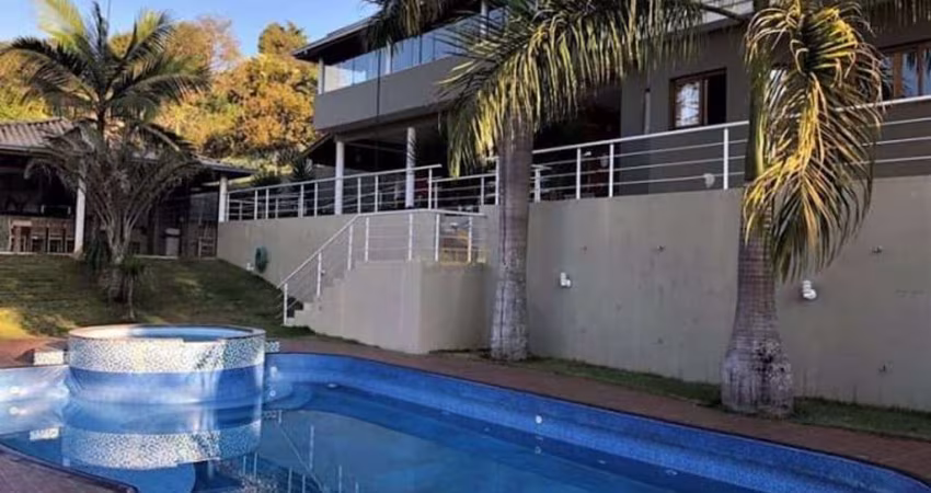 Casa com 5 dormitórios à venda, 890 m² por R$ 3.200.000 - Chácara Santa Lúcia -