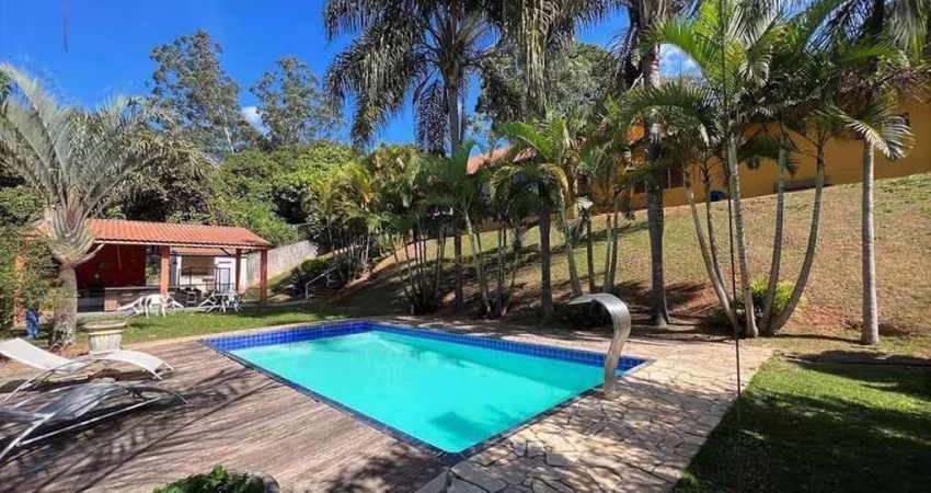 Casa com 4 dormitórios à venda, 350 m² por R$ 3.100.000 - Chácara Santa Lúcia -