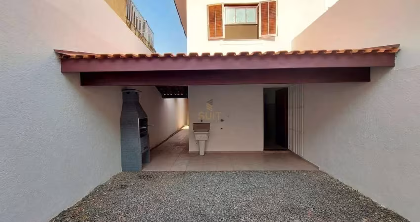 Sobrado com 2 dormitórios à venda, 122 m² por R$ 549.900 - Jardim Sabiá - Cotia/