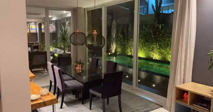 Casa Mobiliada com 400m² em Residencial Alphasitio - 5 Quartos (4 suítes), 4 Vag