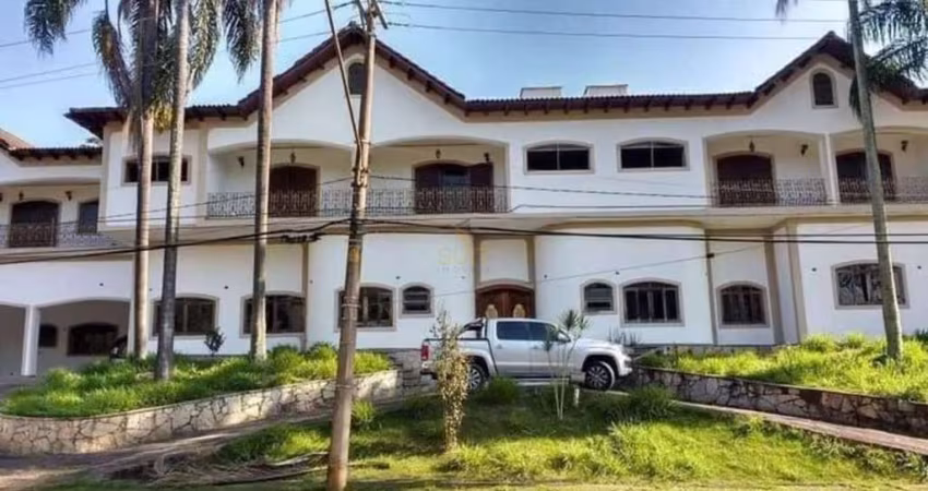 Alphaville 1 - Mansão com 1.800m², 11 Suítes, 15 Vagas e Piscina em Barueri/SP!