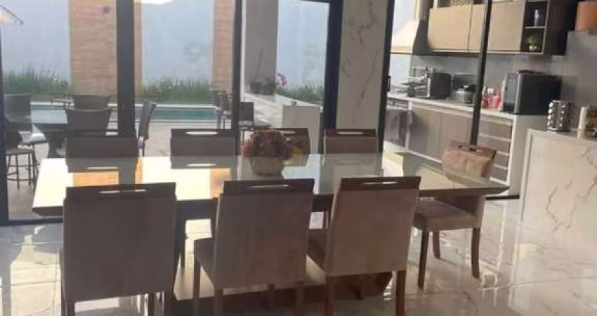 Alphaville 3 - Casa com 330m², 4 Suítes, 3 Vagas, Piscina e Churrasqueira em San