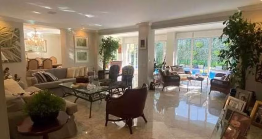 Alphaville 4 - Casa com 457m², 3 Dorm (3 Suítes), 6 Vagas e Espaço Gourmet em Sa