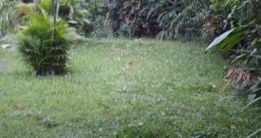 Alphaville 6 - Terreno com 360m², Leve Aclive e Ótima Localização em Santana de