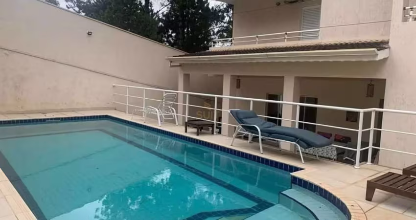 Conde II - Casa com 512m², 4 Suítes, Escritório, Piscina e Ótima Localização em
