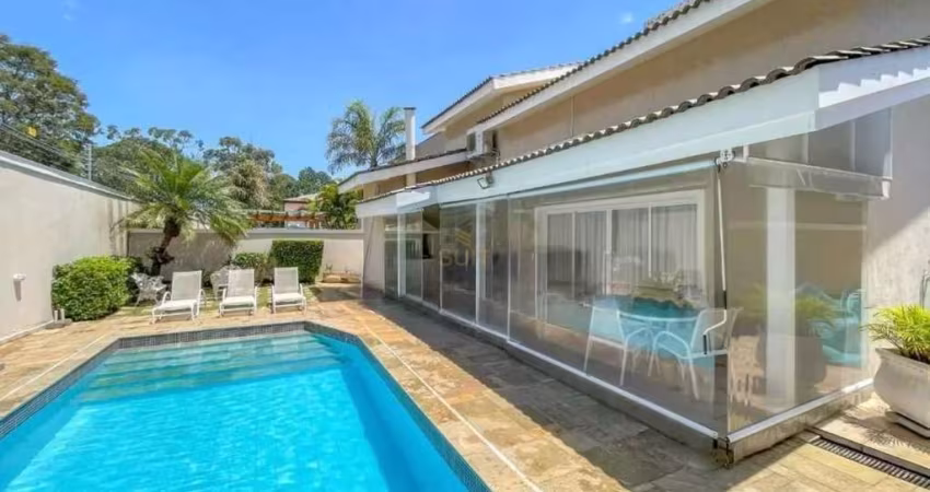 Alphaville 0- Casa com 360m², 4 Suítes, 4 Vagas, Piscina, Lareira Em Barueri/SP!