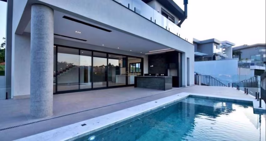 Casa com 4 dormitórios à venda, 349 m² por R$ 4.500.000 - Residencial Doze (Alph