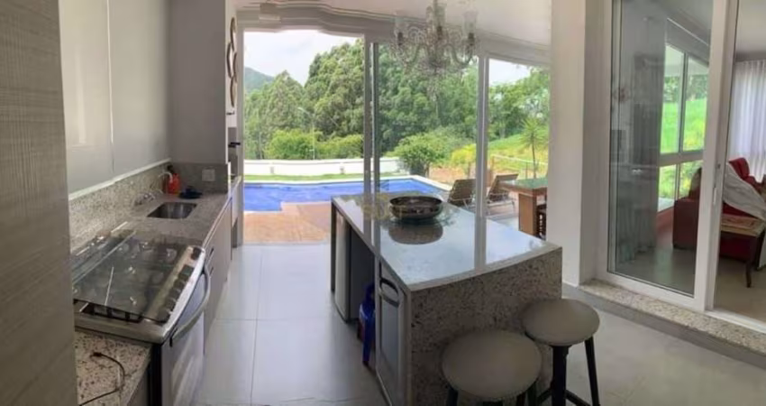 Casa com 4 dormitórios à venda, 433 m² por R$ 7.290. - Centro Comercial Jubran -
