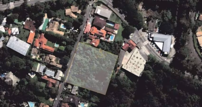 Terreno à venda, 4900 m² por R$ 1.600.000 - Chácara dos Lagos - Carapicuíba/SP!