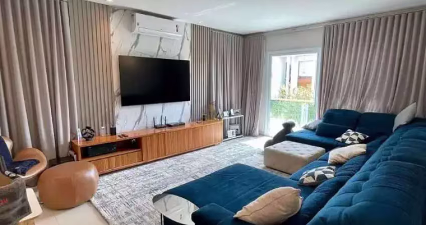 Gênesis I - Casa com 4 Suítes, 4 Vagas, Piscina Aquecida, Sacada, Hidromassagem