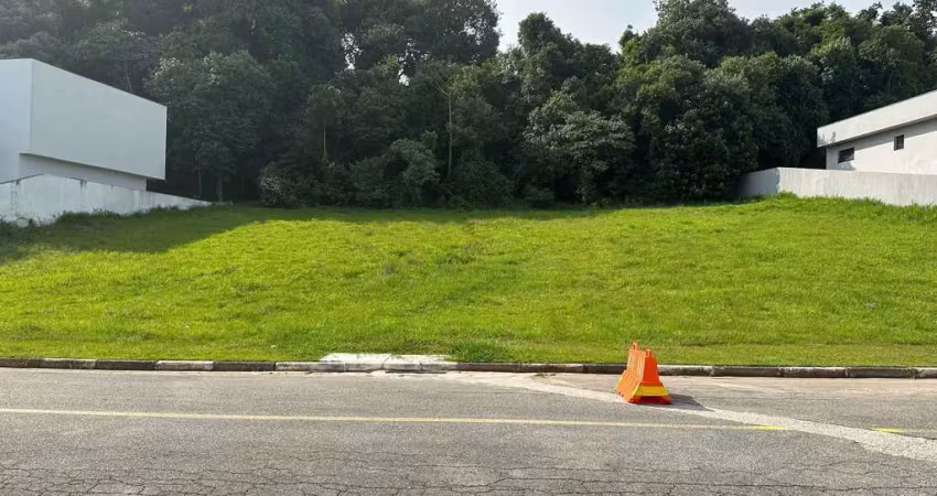 Terreno à venda - 1.033m² - no condomínio beverly hills barueri/sp (11) 94584-82