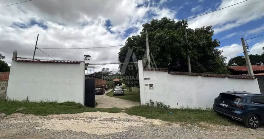 Chácara para Venda em Sorocaba, jardim Cruz de Ferro, 2 dormitórios, 5 banheiros