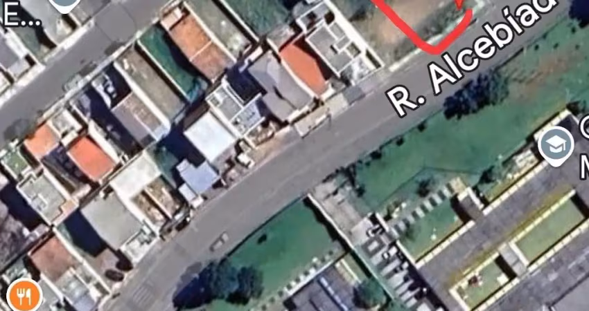 Terreno campo largo fte colégio caic,  esquina-r$3.036,59 mensais.