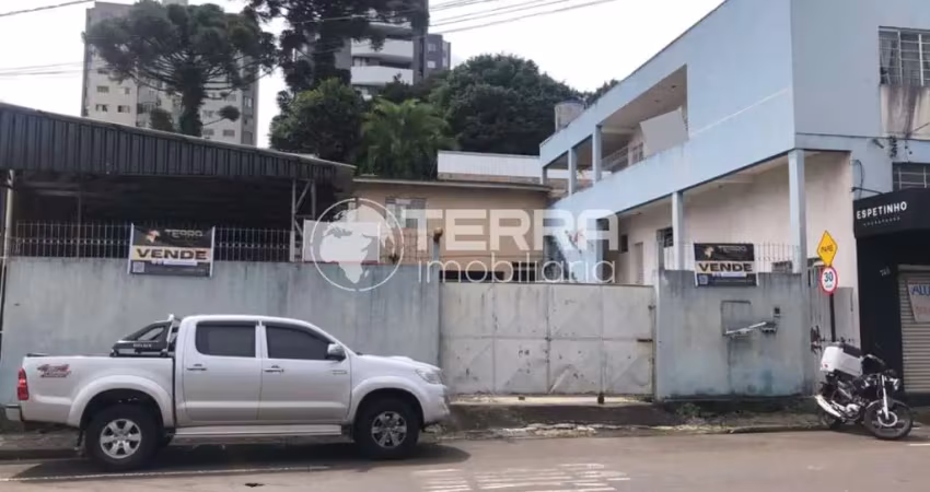 Casa comercial à venda na Rua Azevedo Portugal, 748, Centro, Guarapuava