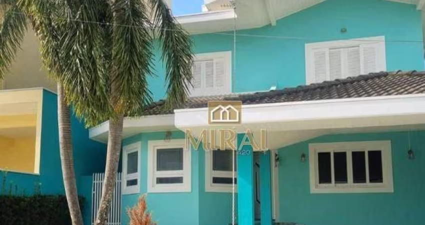 Sobrado com 4 dormitórios à venda, 245 m² por R$ 1.530.000,00 - Urbanova - São José dos Campos/SP