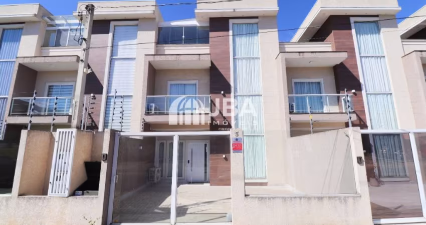 Quadriplex no Bairro Pinheirinho! Seminovo com móveis de alto padrão e todo rebaixado em gesso com sistema de iluminação moderna.