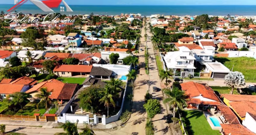 Casa de Condomínio em Verão Vermelho (tamoios)  -  Cabo Frio