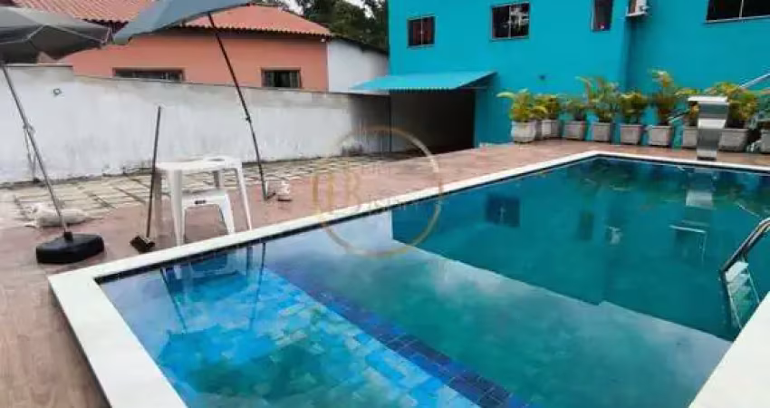 Casa à Venda em Porto Seguro: 5 Dormitórios e 280m²
