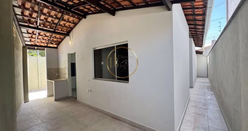 Casa 2 Dormitórios à Venda em Cambolo, Porto Seguro - R$ 450.000,00