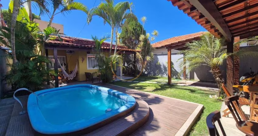 Casa à Venda em Coroa Vermelha: 3 Dormitórios por R$650k