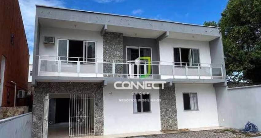 Casa com 3 dormitórios para alugar, 140 m² por R$ 4.160,00/mês - São João - Itajaí/SC