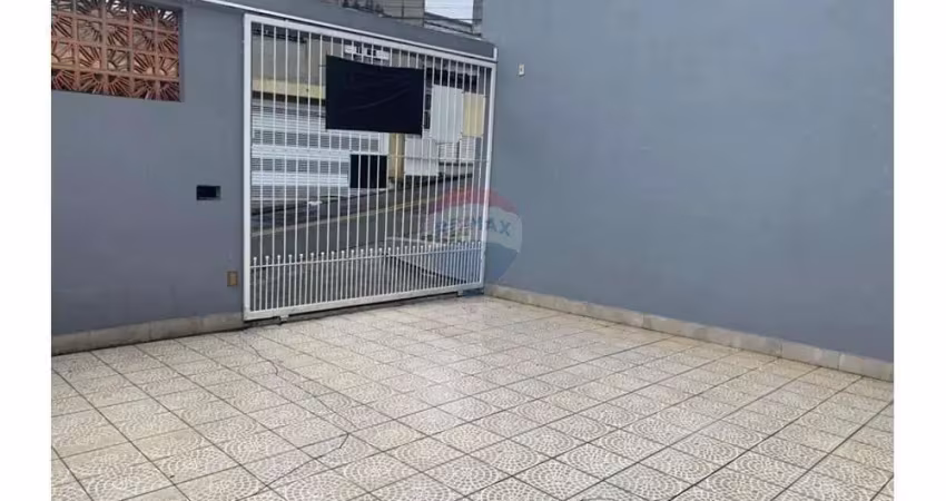 Casa com 2 quartos para alugar no Jardim Sílvia Maria, Mauá 