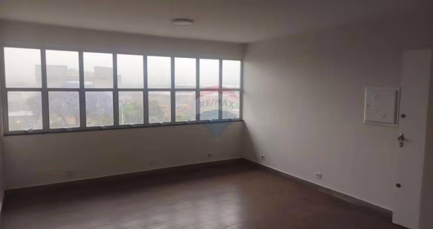'Alugue Espaço Comercial: 28m² em Avenida Movimentada'