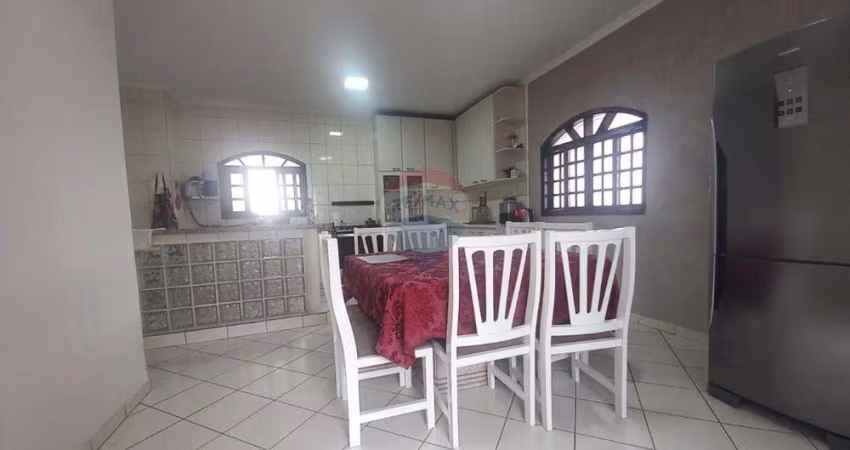 Casa em Mauá: 3 Quartos, Ótima Localização!