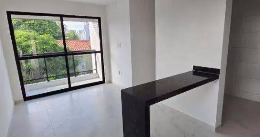 Apartamento com 3 dormitórios à venda, 61 m² por R$ 349.000,00 - Aeroclube - João Pessoa/PB
