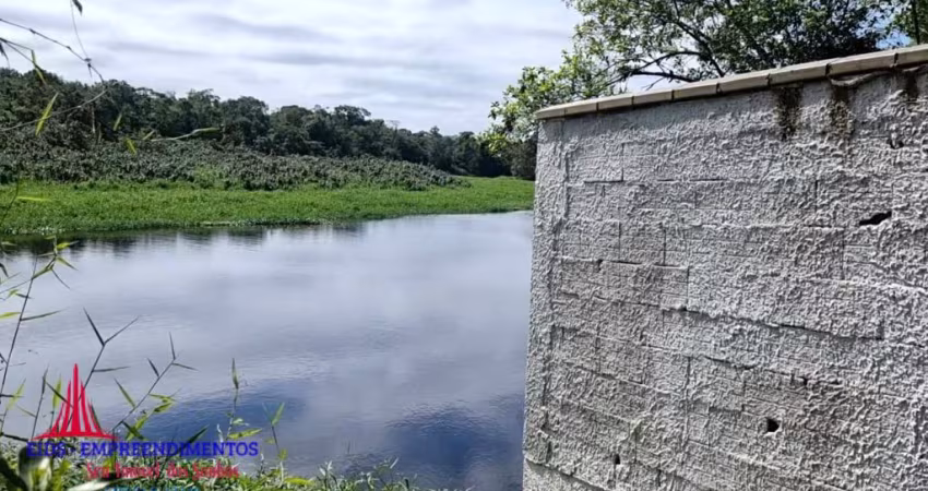 Excelente Chácara com 20.793m2 e Acesso ao Mar Através do Rio Guaraguaçu