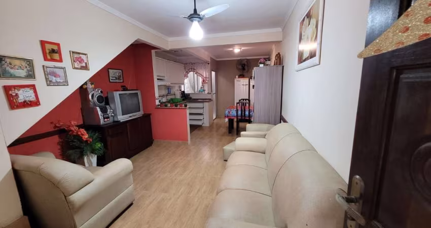 Casa com 3 quartos à venda na Rua Vicente Marques, 202, Centro, Guaratuba