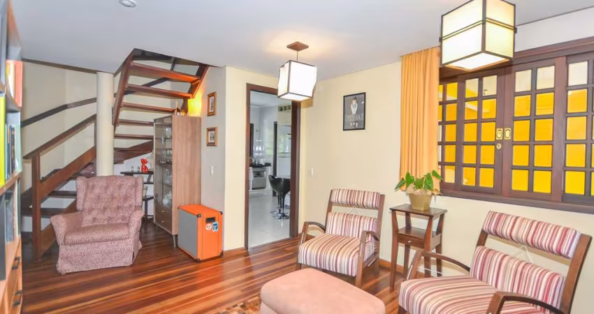 Casa com 4 quartos à venda na Rua Estefano Joucoski, 201, Vista Alegre, Curitiba
