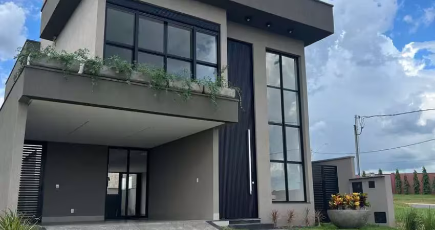 Casa à venda no bairro Jardins Capri em Senador Canedo/GO