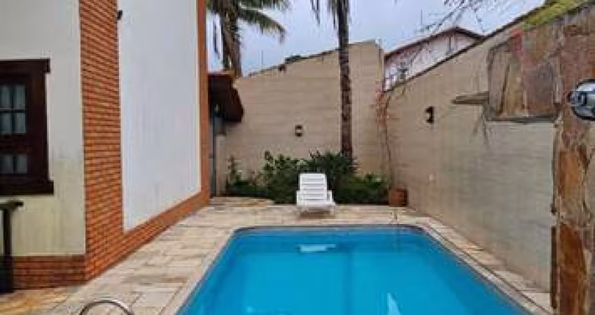 VILLAGIO  SOBRADO NO BAIRRO MAITINGA.