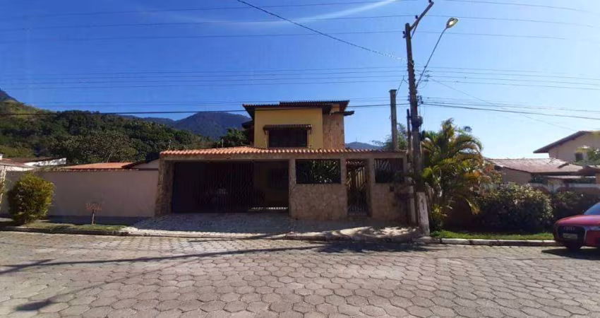 Casa com 5 dormitórios à venda, 368 m² por R$ 1.750.000,00 - Angra de São Francisco - São Sebastião/SP