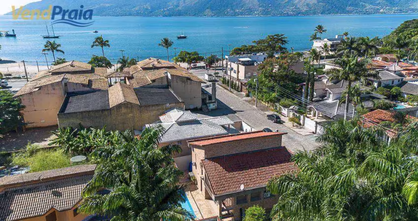 Casa com 4 dormitórios à venda, 230 m² por R$ 2.500.000,00 - Arrastão - São Sebastião/SP