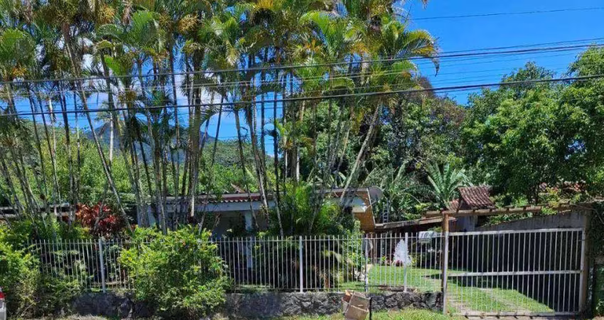 Casa com 3 dormitórios à venda, 192 m² por r$ 1.300.000 - pontal da cruz - são sebastião/sp - ca1044