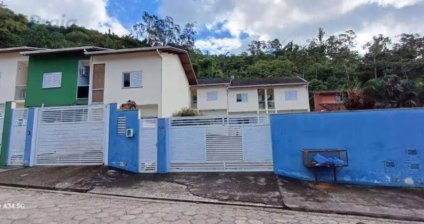 Sobrado com 2 dormitórios à venda, 85 m² por R$ 560.000 - Portal da Olaria - São Sebastião/SP