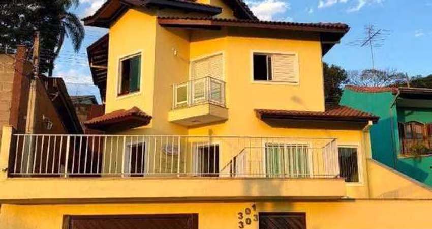 Sobrado com 3 dormitórios à venda, 257 m² por R$ 1.500.000,00 - Centro - Arujá/SP