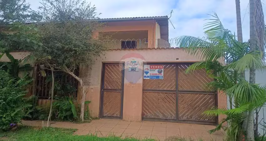 Sobrado à venda no indaiá em bertioga com 3 quartos