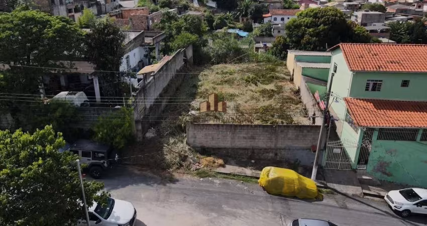 Terreno à venda na Rua Doutor Leocádio, 33, Novo Horizonte, Betim